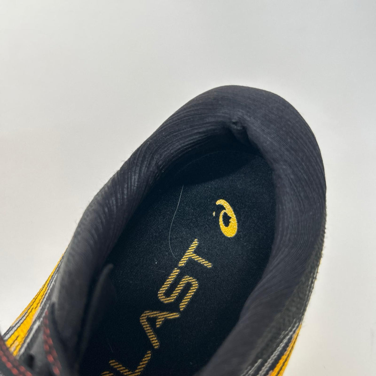 シューズ NOVABLAST 3 (27.0) 27cm (US9 UK8 1/2 EU44) ブラック