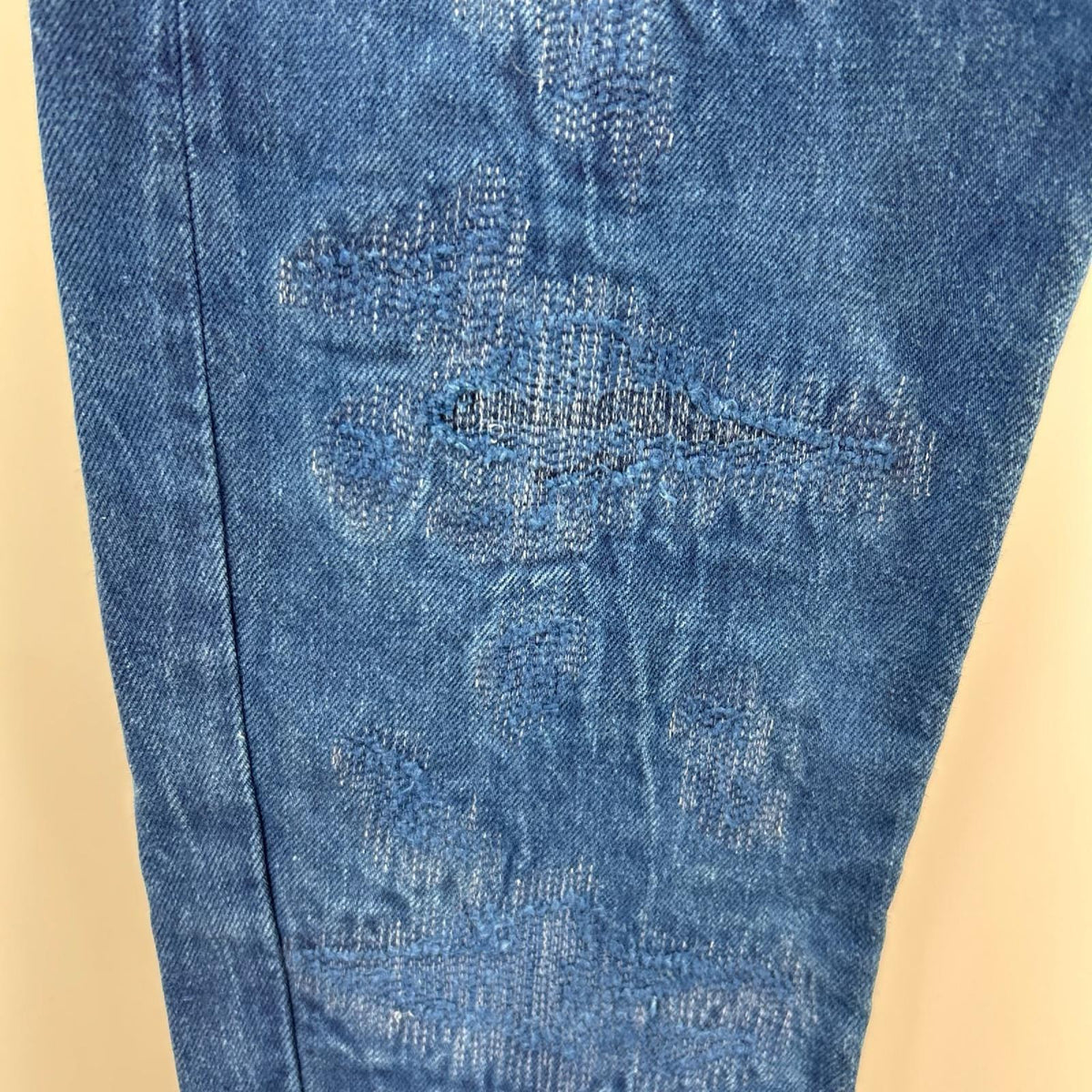 デニムパンツ ダメージ加工 後染めデニム