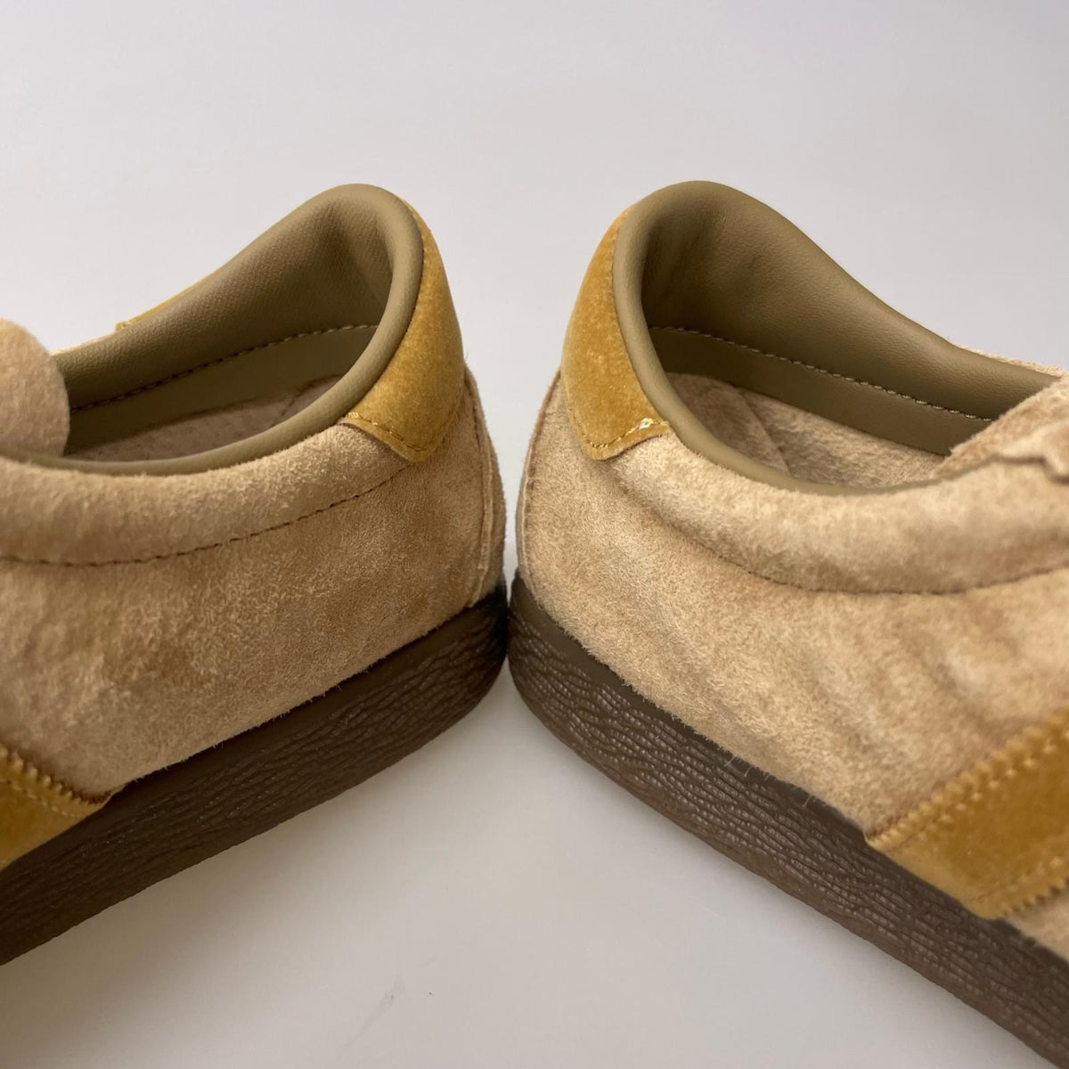 スニーカー TOBACCO PANTON BEIGE 26.0cm US8 26cm (US8 UK7 1/2 EU42) ブラウン