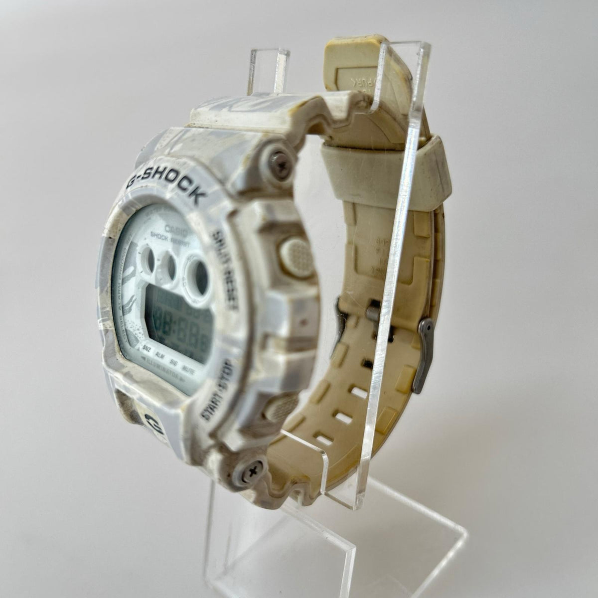 腕時計 GD-X6900MC ホワイト