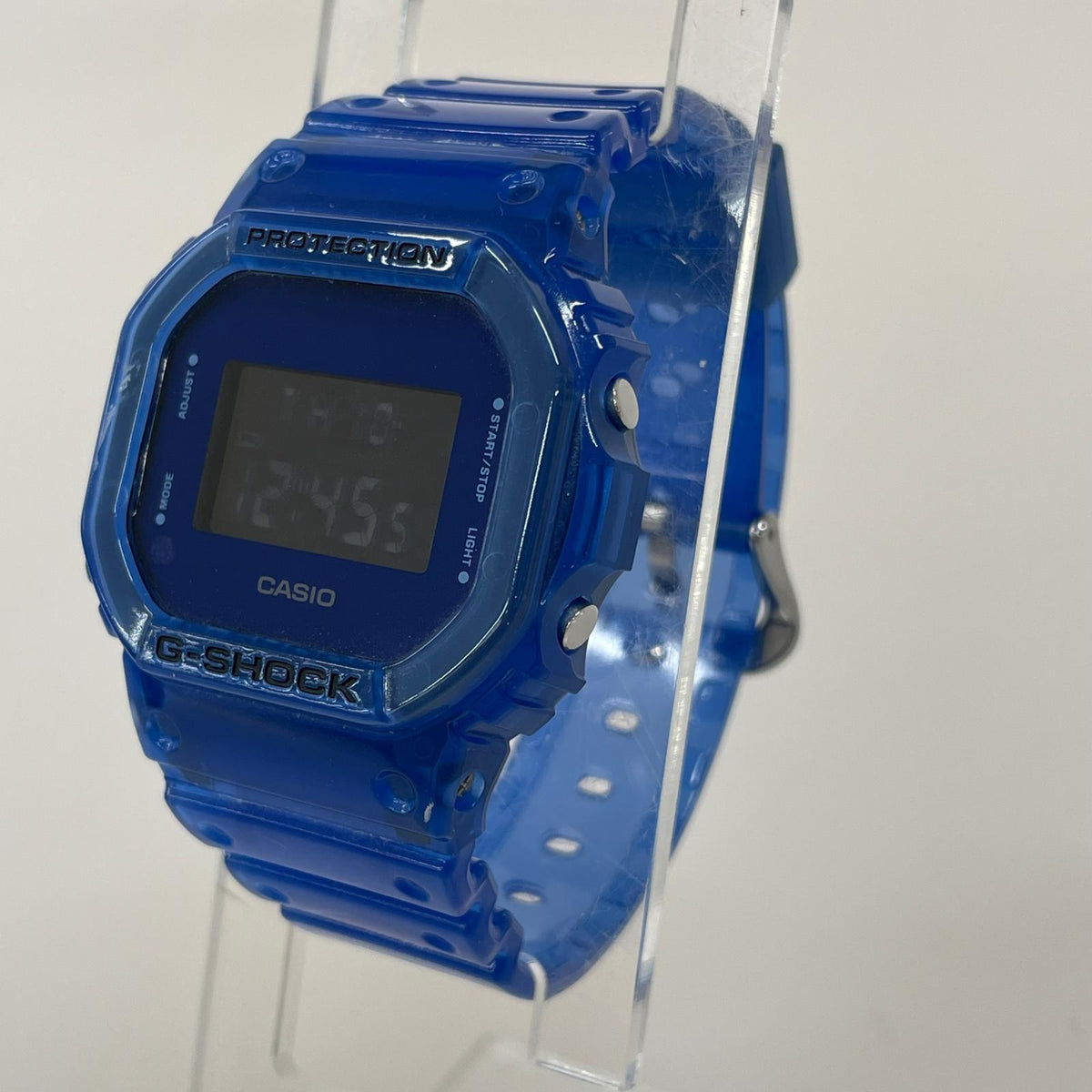 腕時計 DW-5600SB ブルー