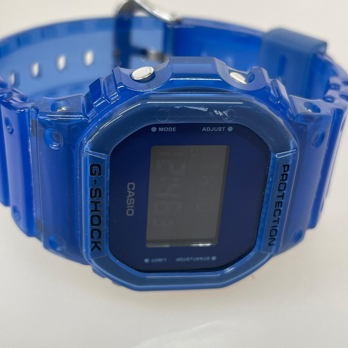 腕時計 DW-5600SB ブルー