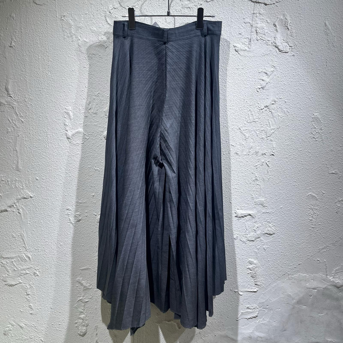 パンツ HARUKI SHIMAMURA PLEATED TROUSER