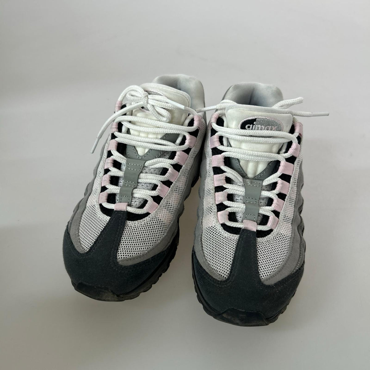 スニーカー HJ5996-001 グレー