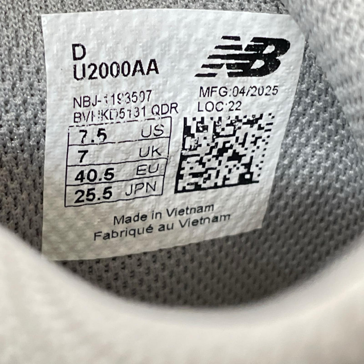 スニーカー U2000AA WHITE/BLUE 25.5cm (US7 1/2 UK7 EU41)