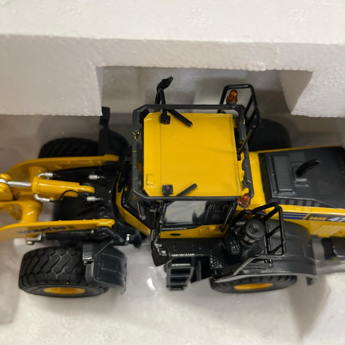 KOMATSU WA470-8 ホイールローダー 1/50 ダイキャストモデル KOMATSU ミニカーその他