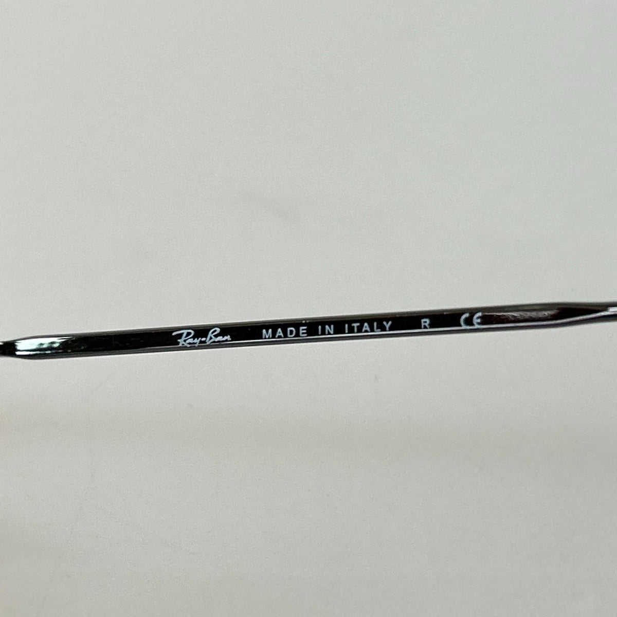 その他アクセサリー Round Metal Rb グレー