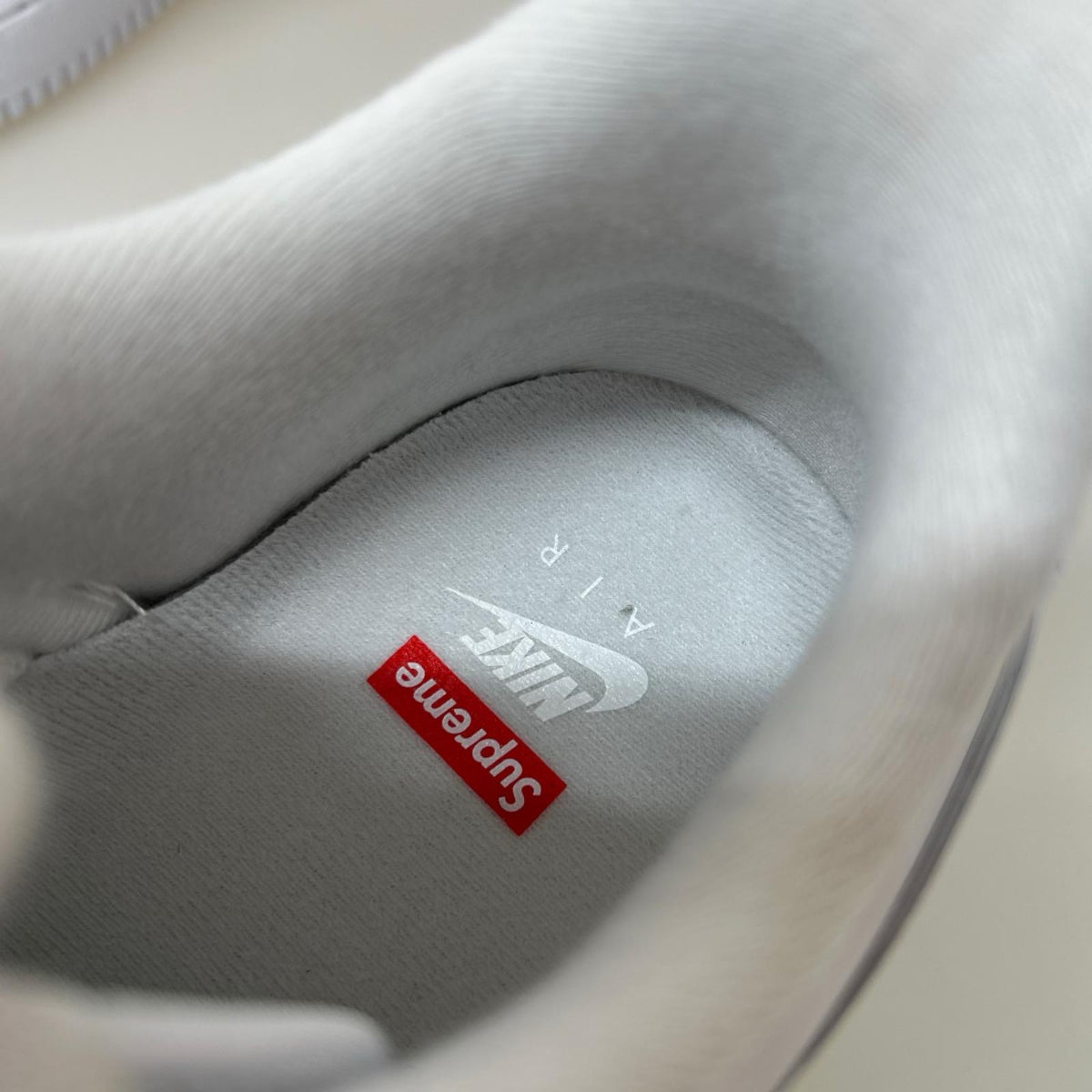 スニーカー Supreme × Nike Air Force 1 Low "White" 26.5cm (US8 1/2 UK8 EU43) ホワイト