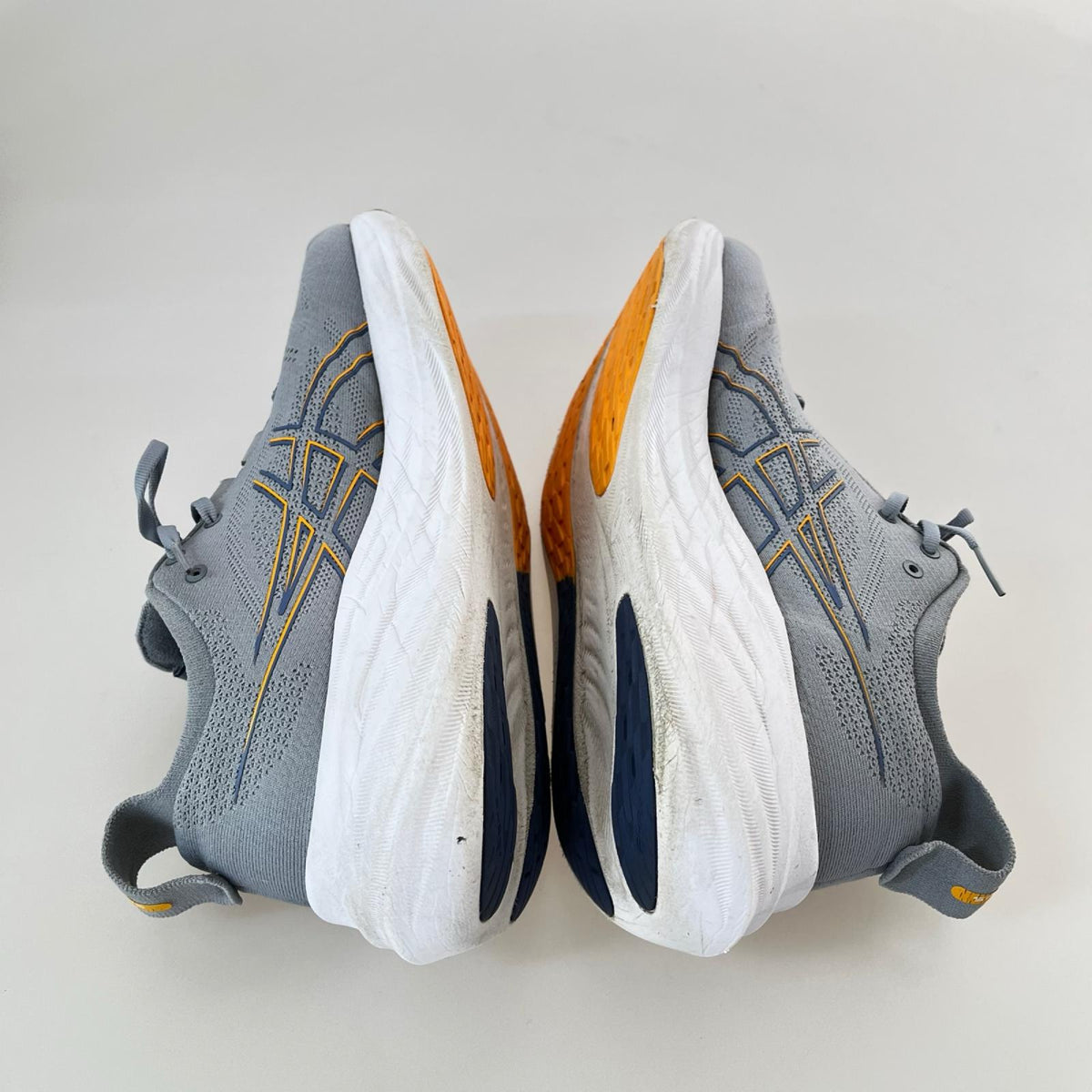 シューズ GEL-NIMBUS 26/29.0/1011B794 29cm (US11 UK10 1/2 EU48) グレー