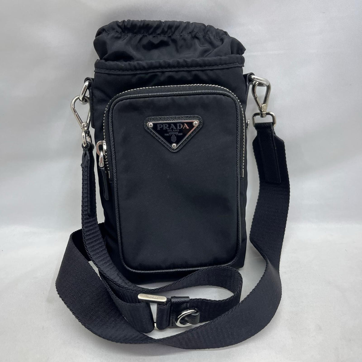 PRADA Re Nylon スマートフォンケース