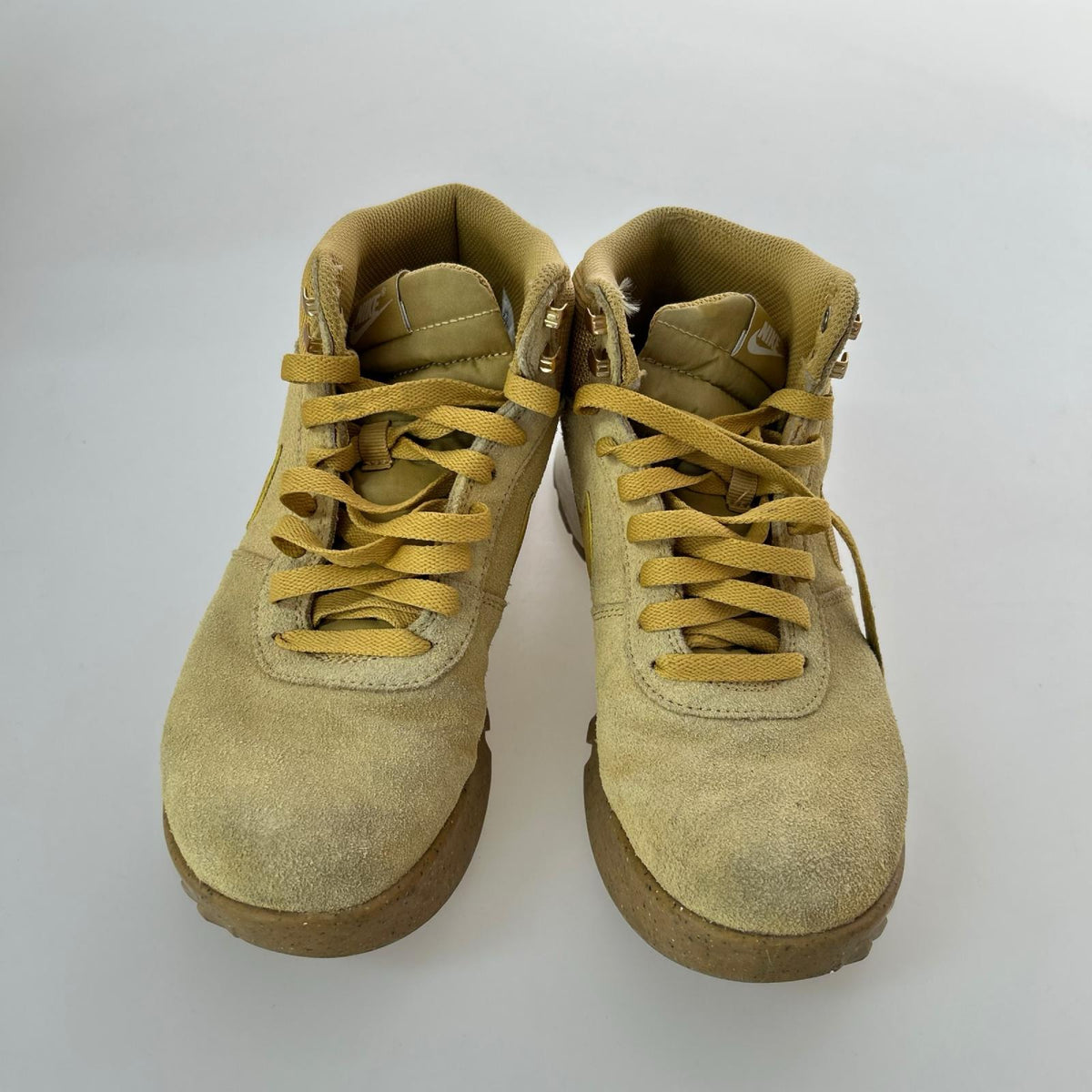 スニーカー NIKE HOODLAND SUEDE 25.5cm (US7 1/2 UK7 EU41) ベージュ