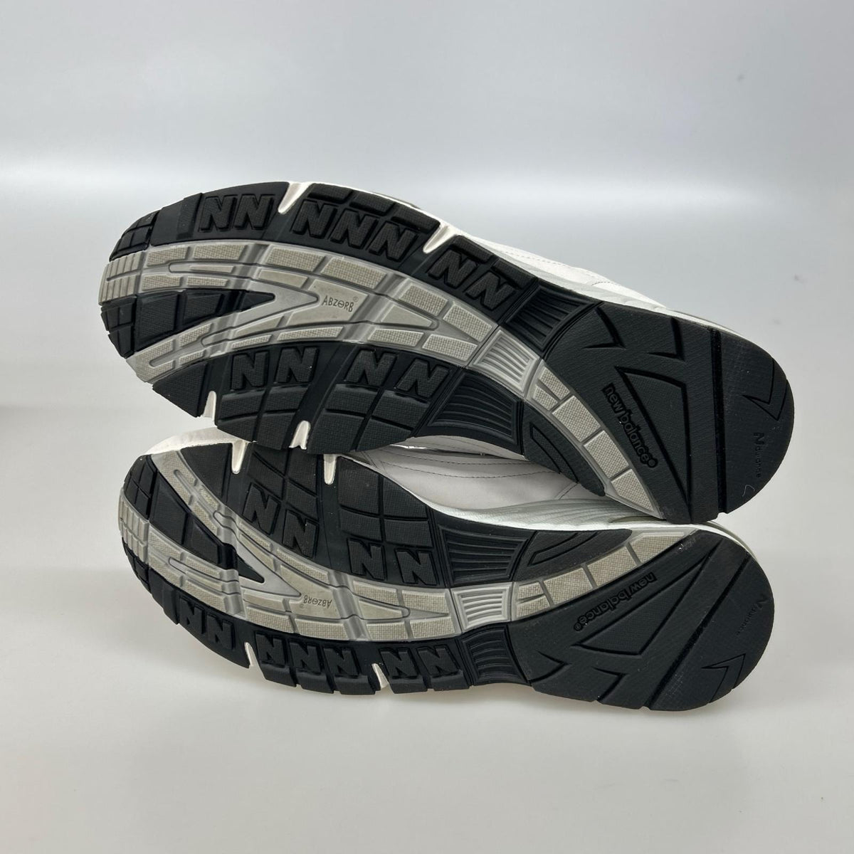 スニーカー NEW BALANCE M991FLB スターホワイト (UK9) グレー