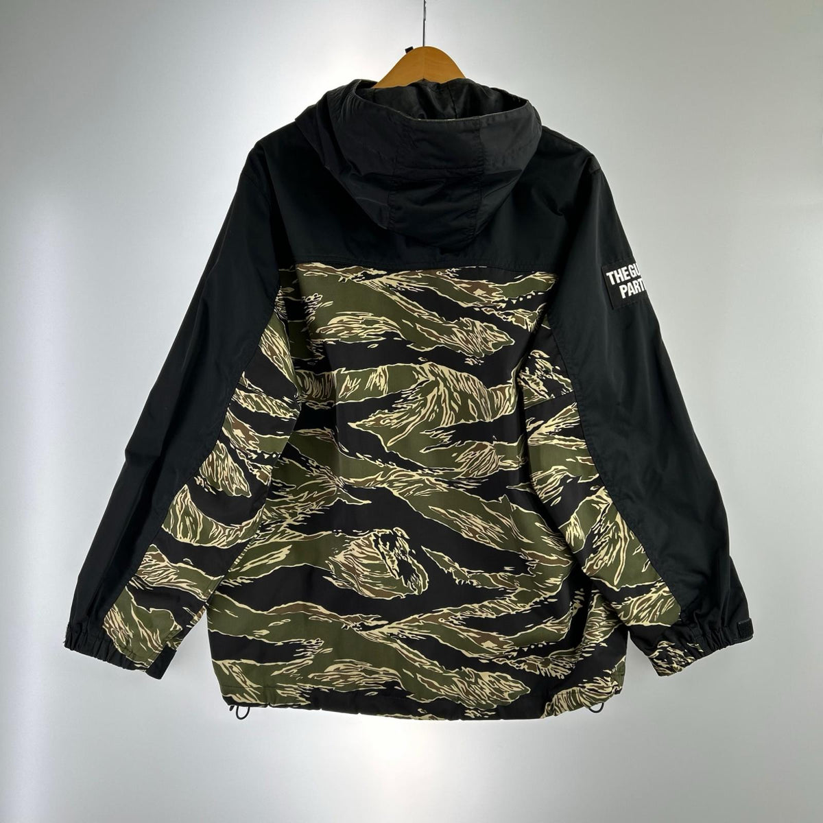 マウンテンパーカー Tiger Camo Mountain Parka(S) S マルチカラー