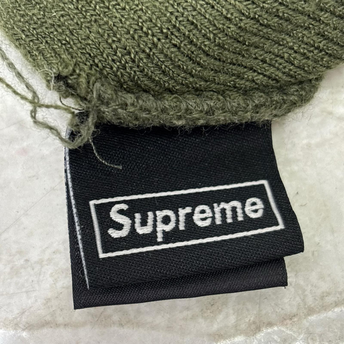 ニットキャップ Box Logo Beenie Olive Russian フリー カーキ