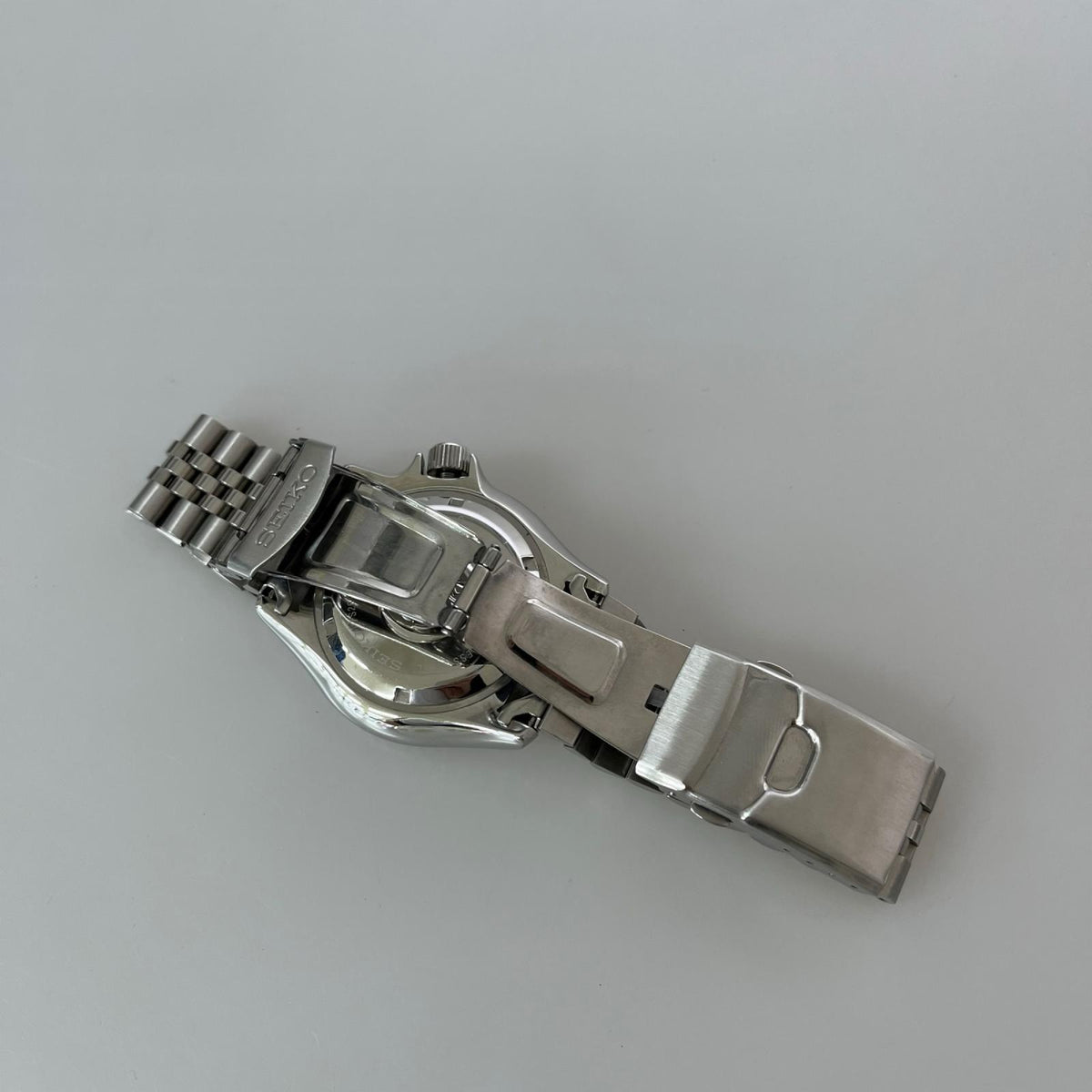 腕時計 SEIKO 5 Sports 自動巻き シルバー