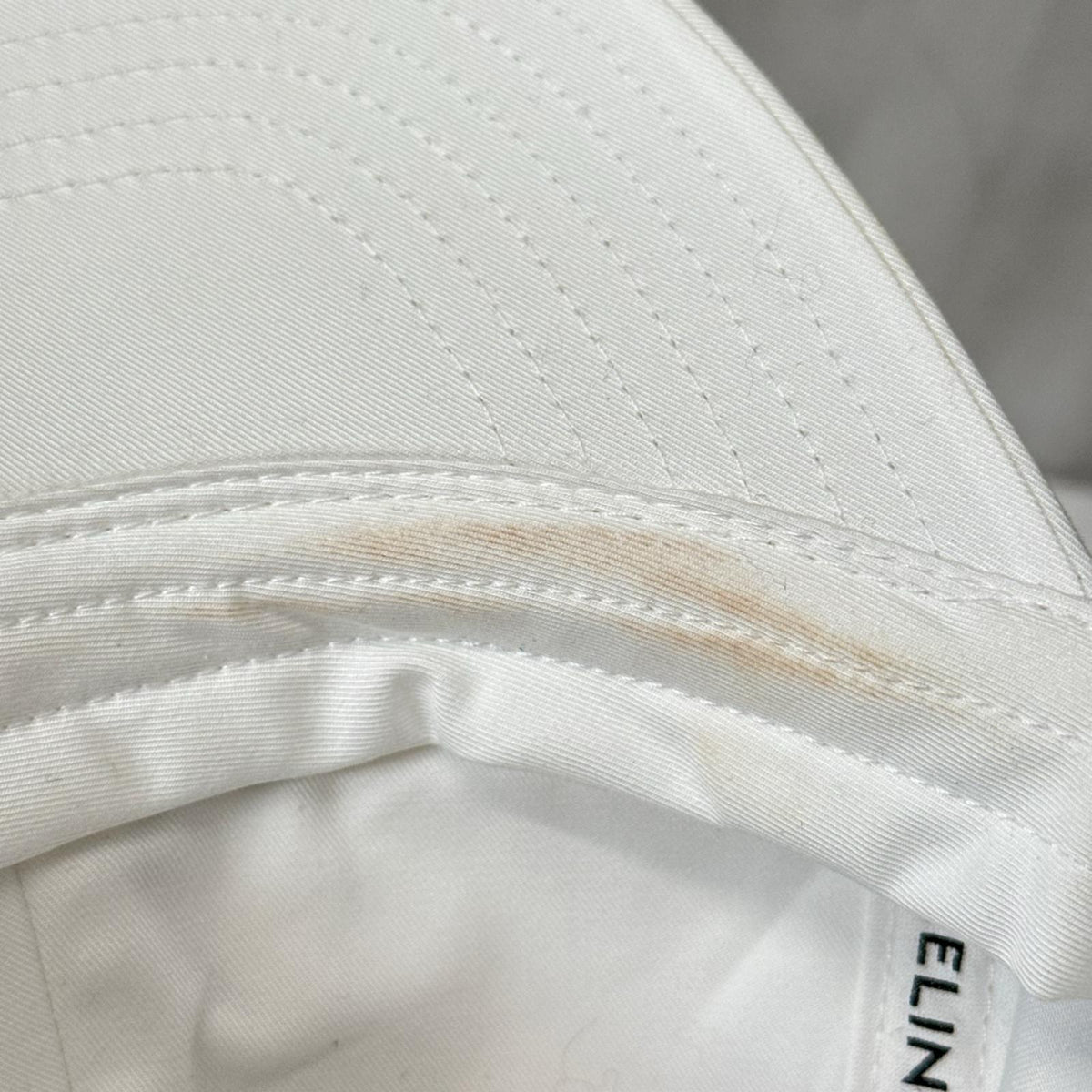 CELINE ホワイト ベースボールキャップ 白