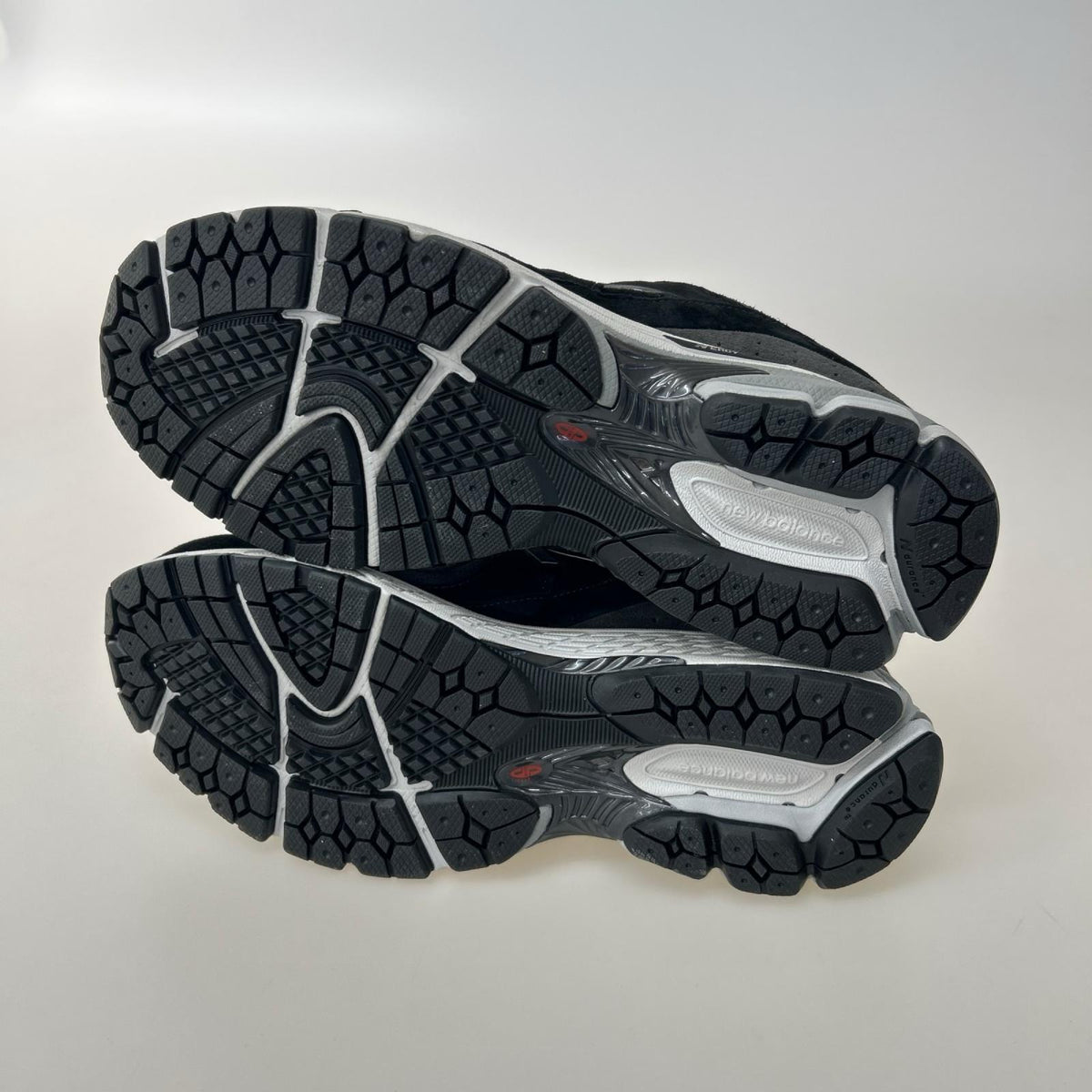 スニーカー 2002R U2002RC 27.0cm 27cm (US9 UK8 1/2 EU44) ブラック
