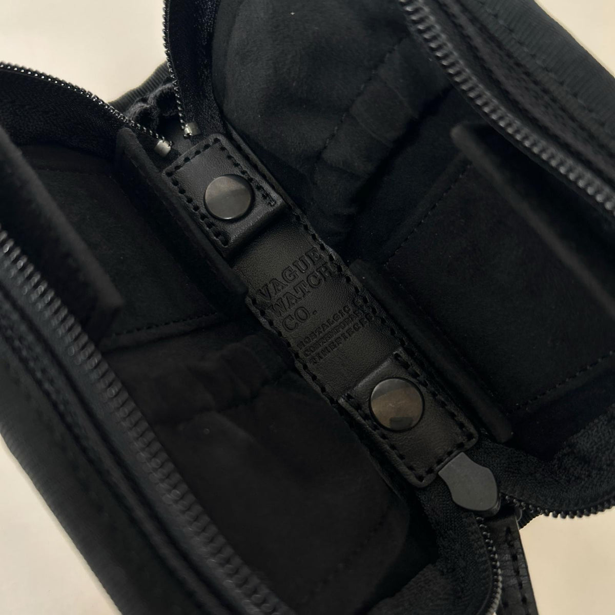 その他バッグ ×VAGUE WATCH Co. ウォッチケース ブラック