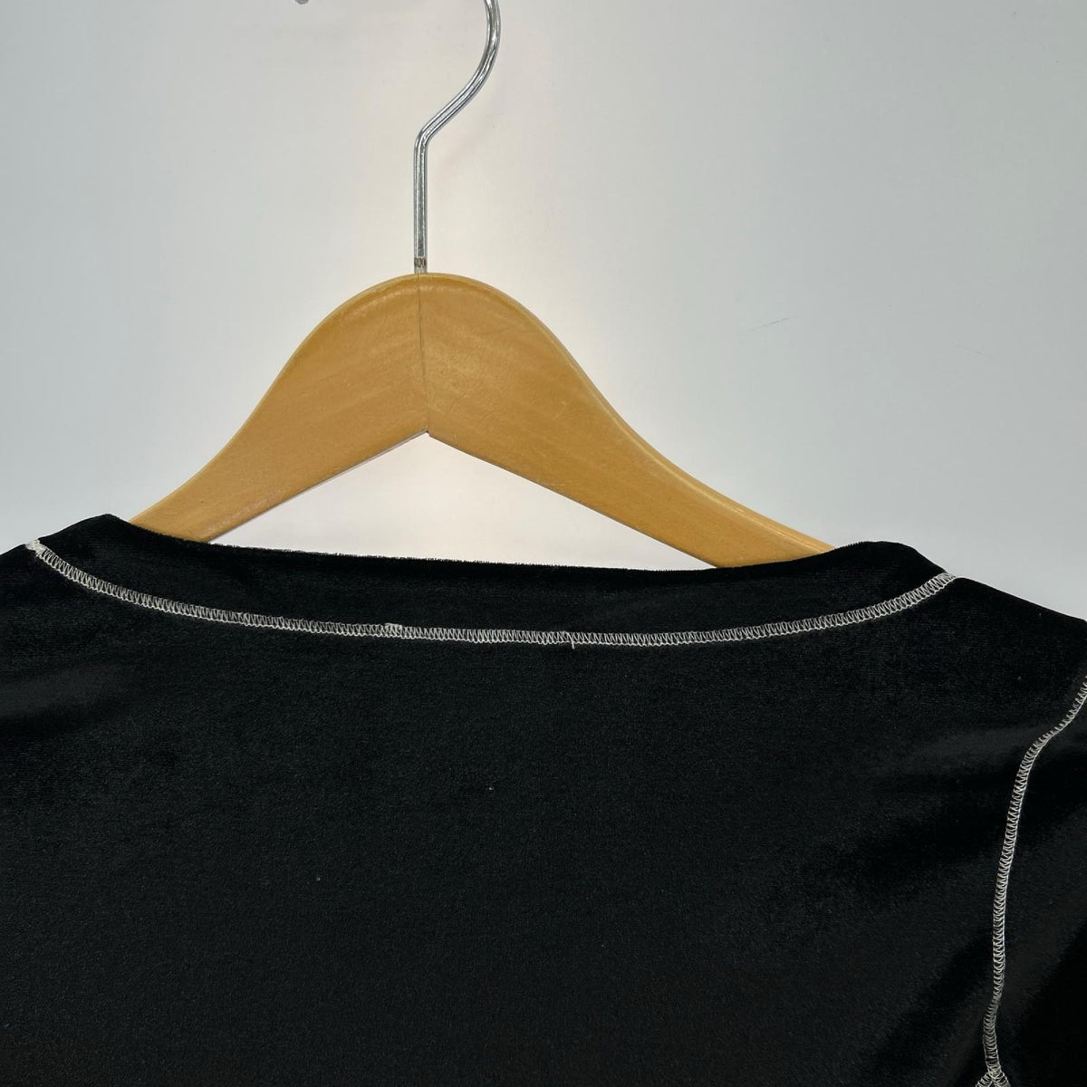 長袖Tシャツ ベロアトップス S ブラック