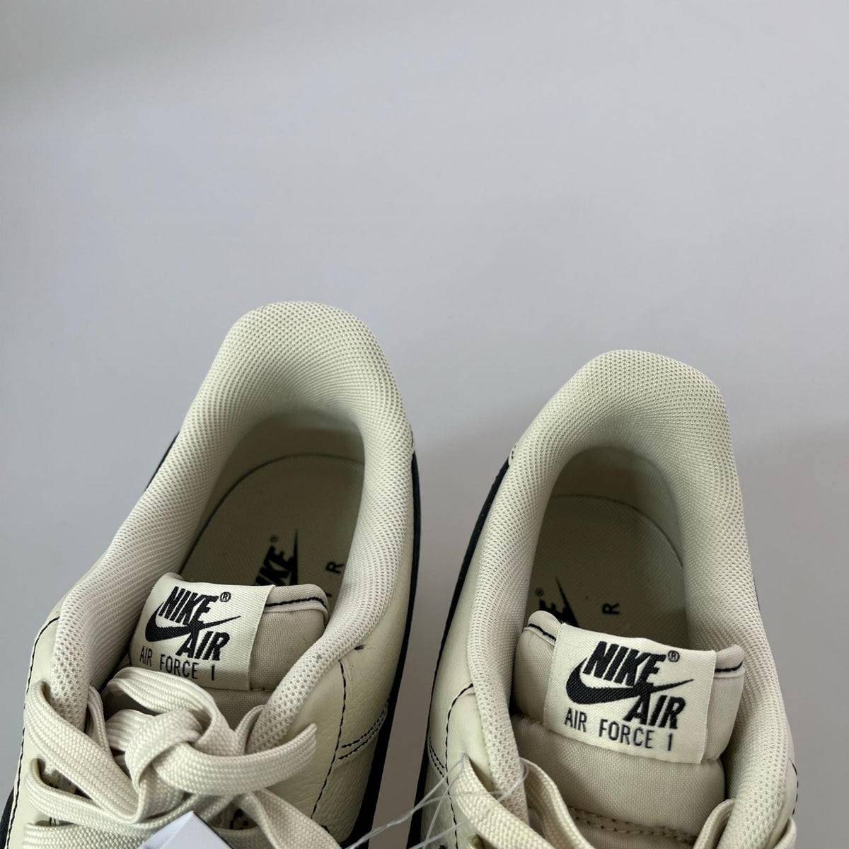 スニーカー AIR FORCE1 07 LV8 アイボリー (30) 30cm (US12 UK11 1/2 EU50)
