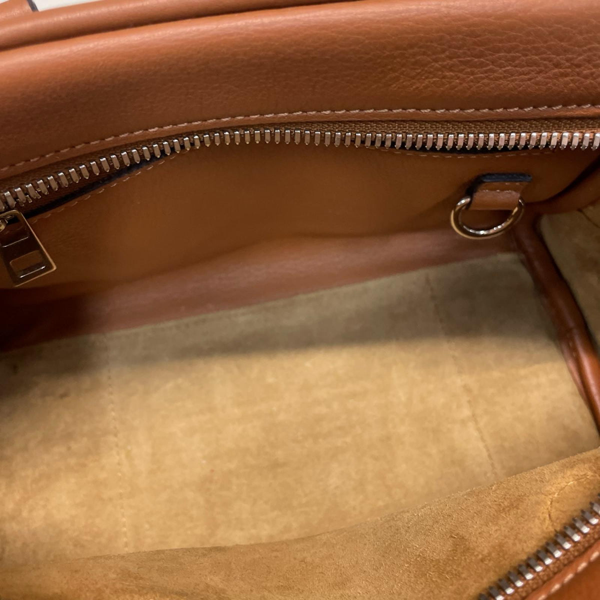 LOEWE アマソナ75 スモール 2wayバッグ