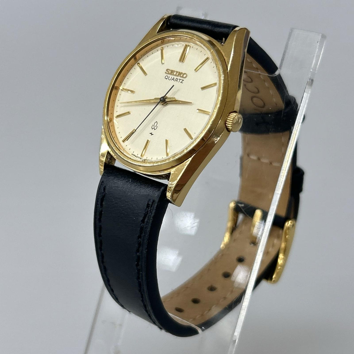 腕時計 SEIKO QUAPTZ ベージュ