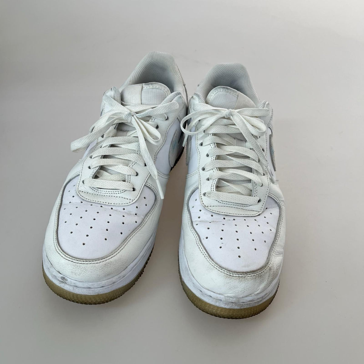 スニーカー AIR FORCE 1 '07 LV8 白 (27.5) 27.5cm (US9 1/2 UK9 EU45) ホワイト