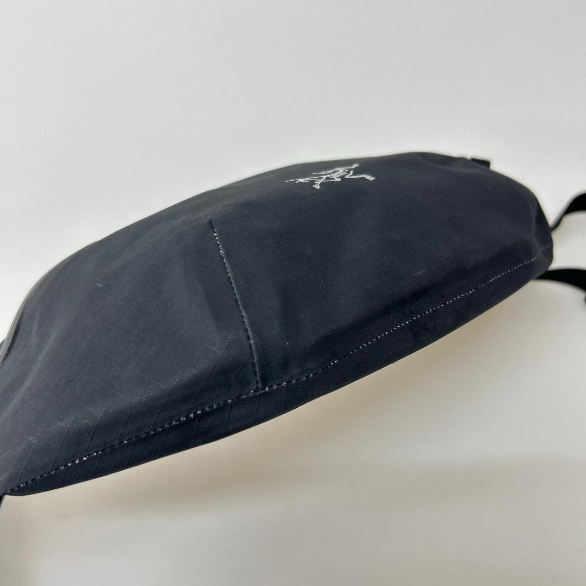 ショルダーバッグ GRANVILLE CROSSBODY ウエストバッグ ナイロン 黒 ブラック