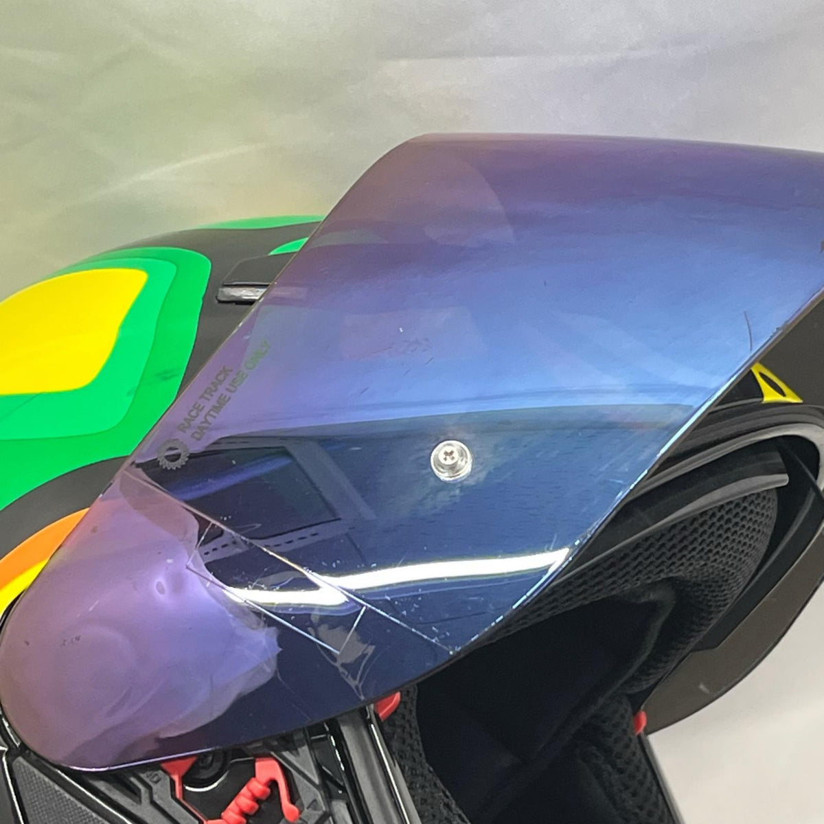 AGV フルフェイス ヘルメット インナーバイザー付き 生活雑貨