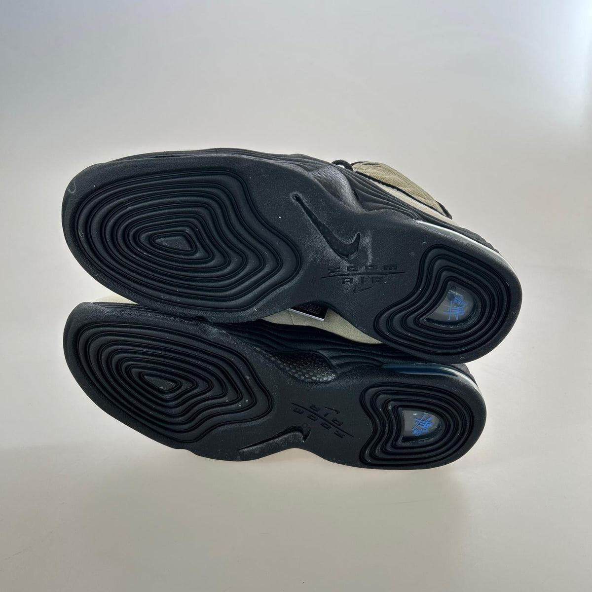 スニーカー ×Stussy Air Penny 2 Stussy Rattan-US10 28cm (US10 UK9 1/2 EU46) ベージュ