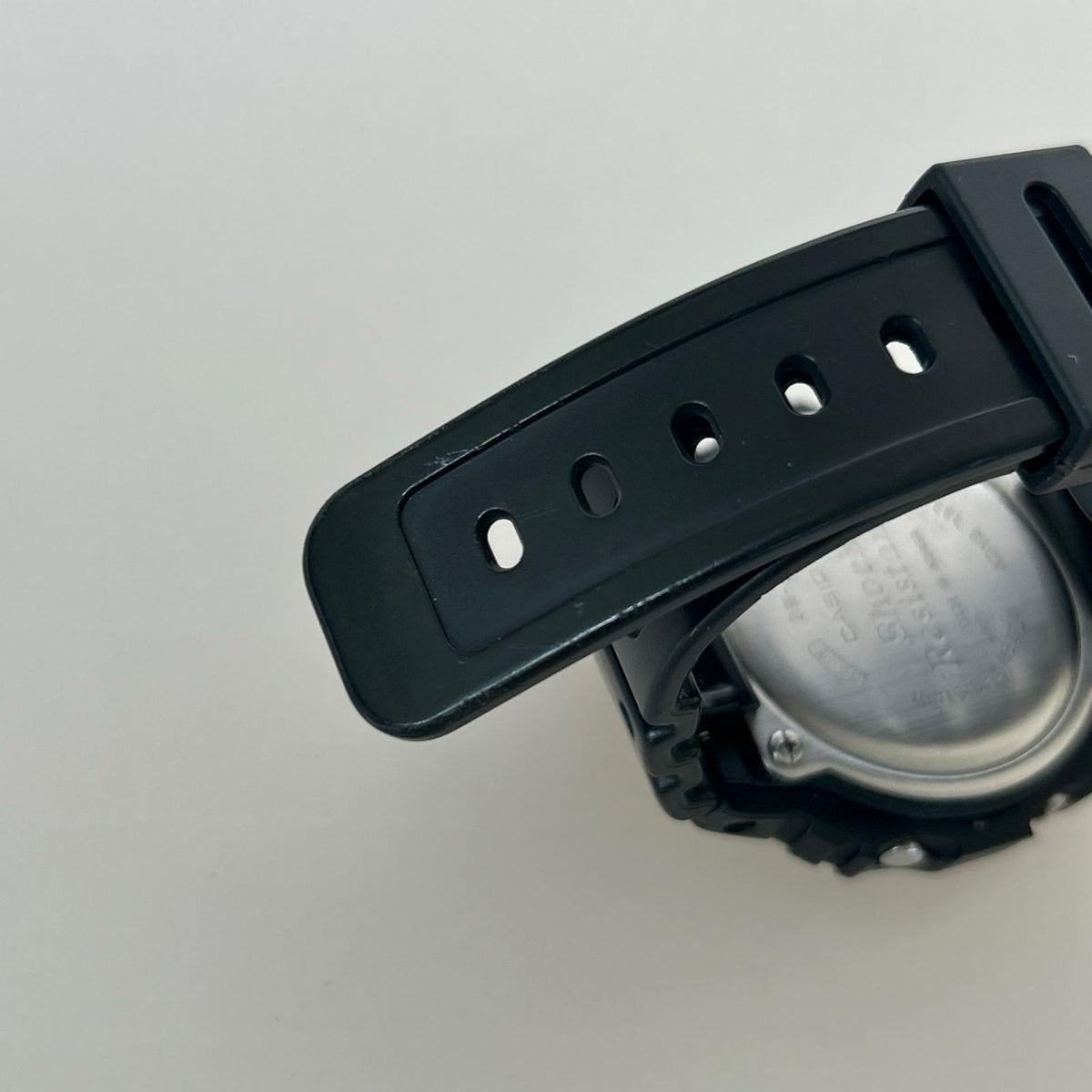 腕時計 DW-5600E ブラック