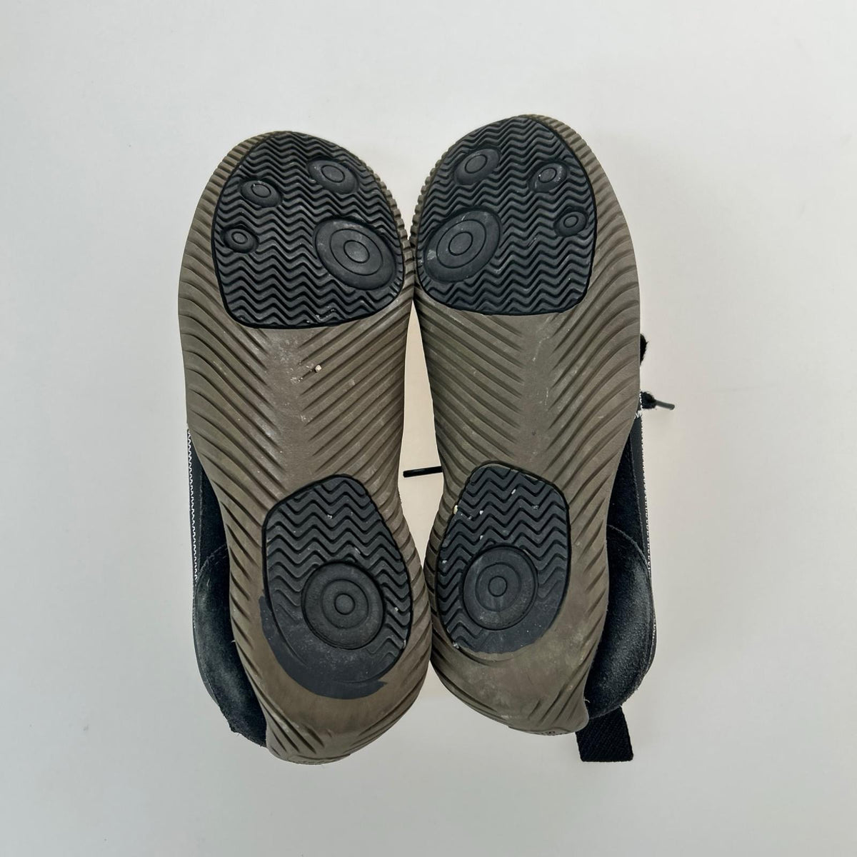 シューズ SCRAW 25.0 25cm (US7 UK6 1/2 EU40) ブラック