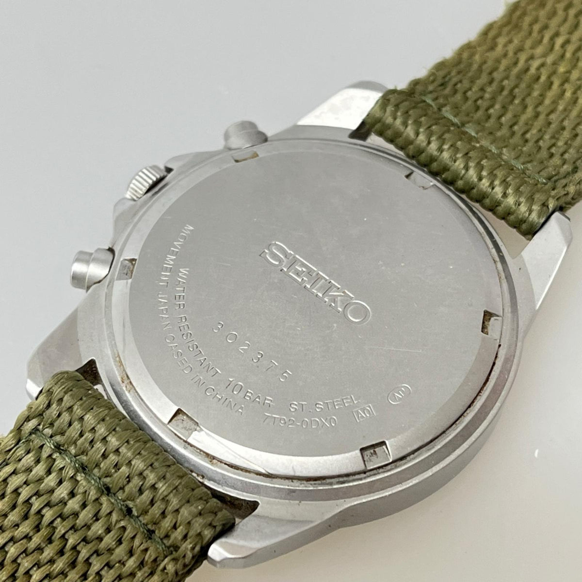 腕時計 SEIKO ミリタリークロノグラフ腕時計 7T92-0DX0 カーキ カーキ