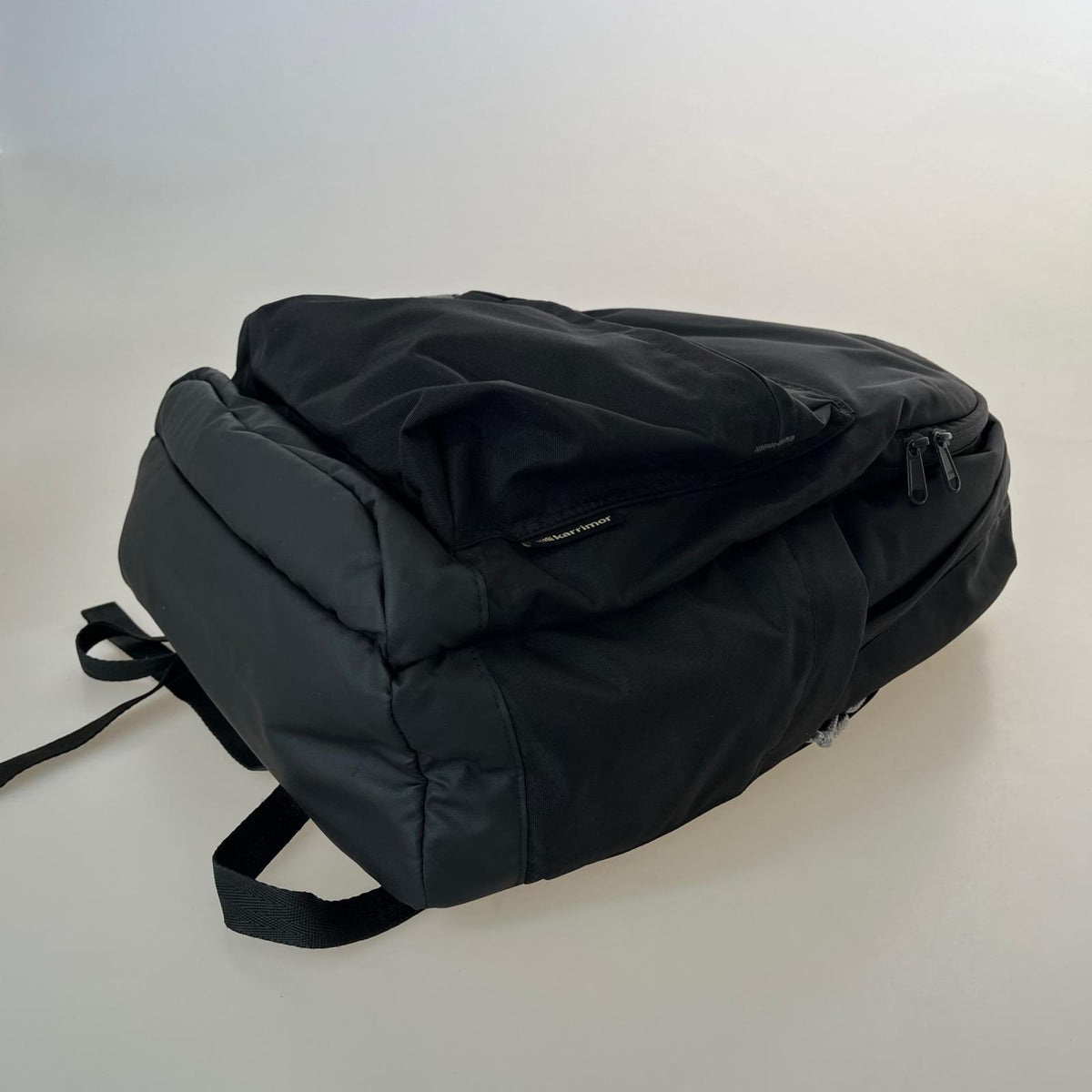 リュック・デイパック M daypack ブラック