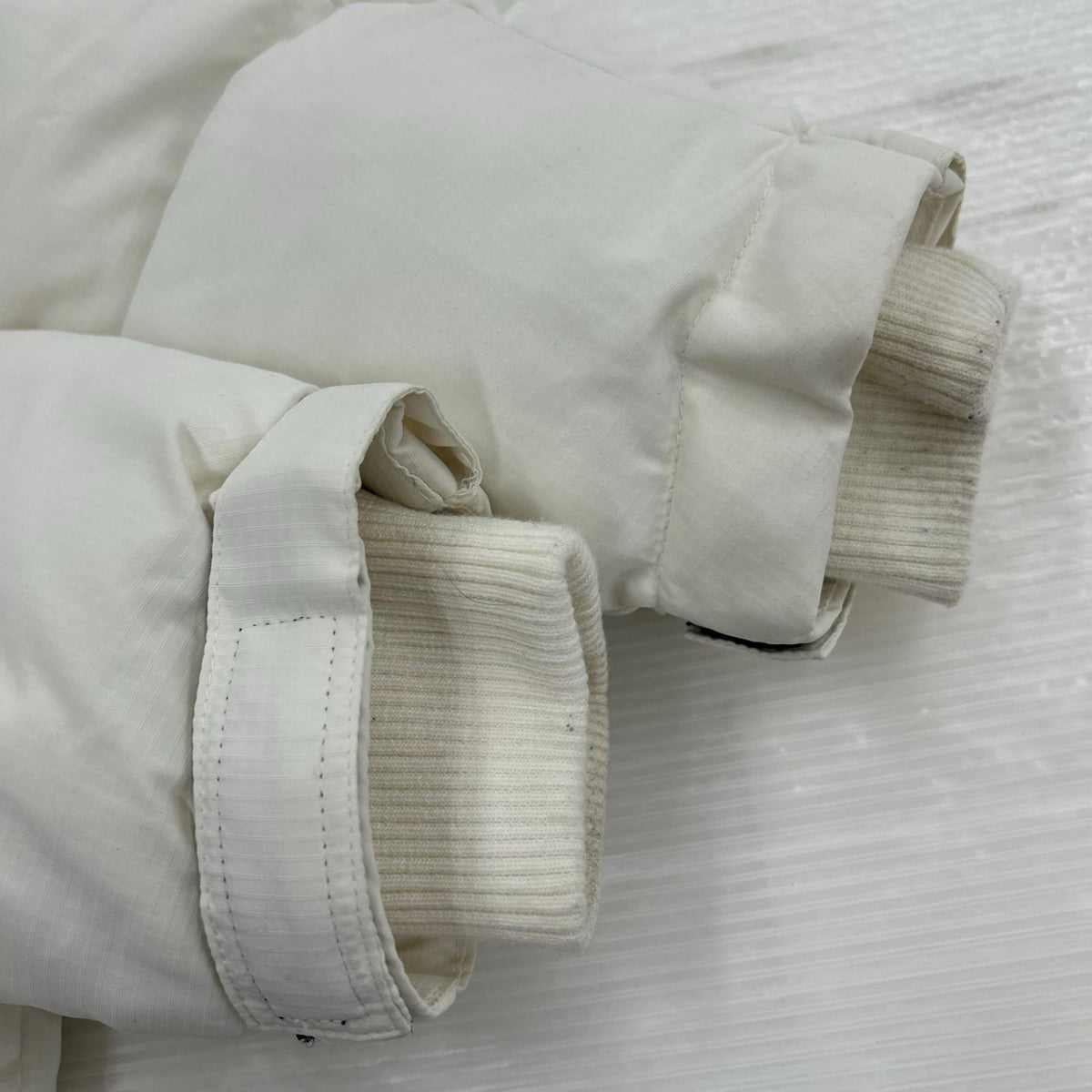 ダウンジャケット PUFFER JACKET 白 S ホワイト