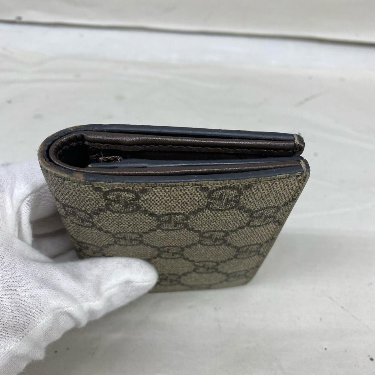 GUCCI 二つ折り財布 総柄 508757・525040