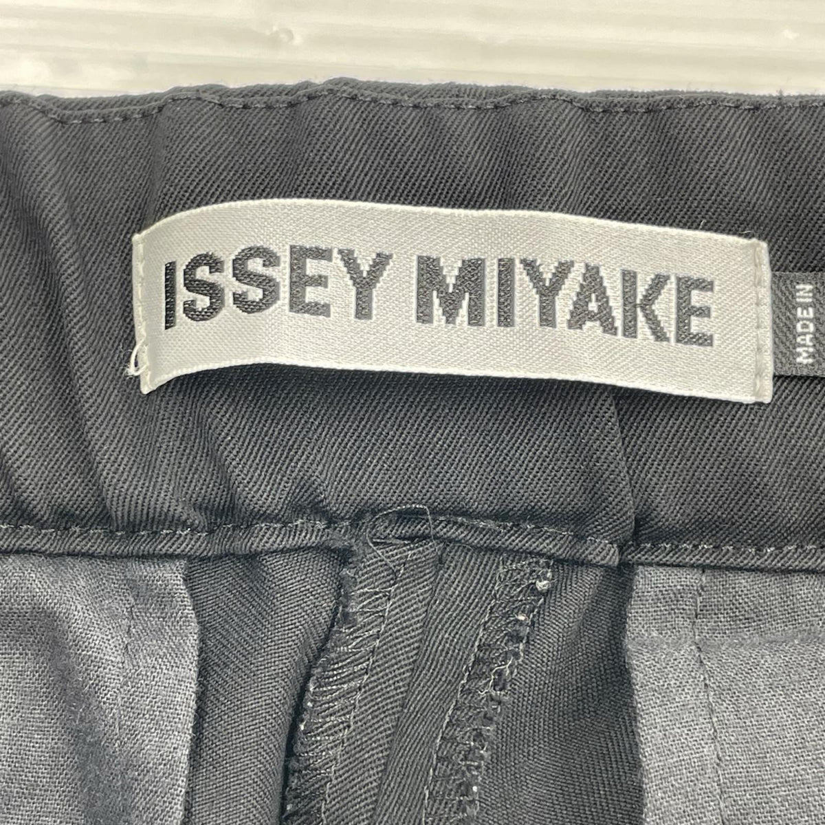 パンツ ISSEY MIYAKE イージースラックス 3 ブラック