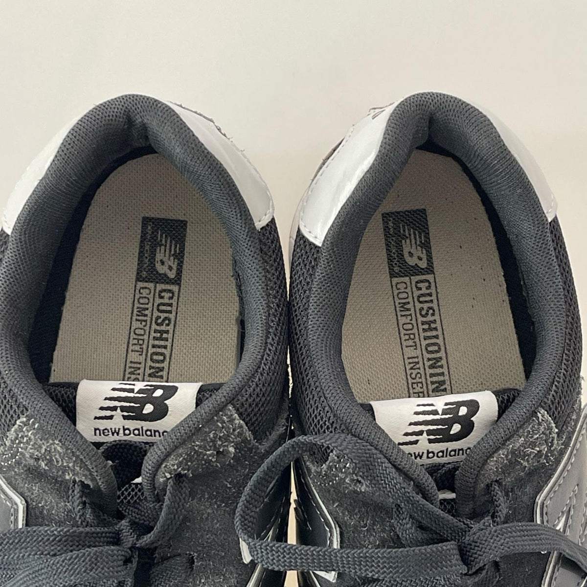 スニーカー CUSHIONING BLK 27 27cm (US9 UK8 1/2 EU44) ブラック