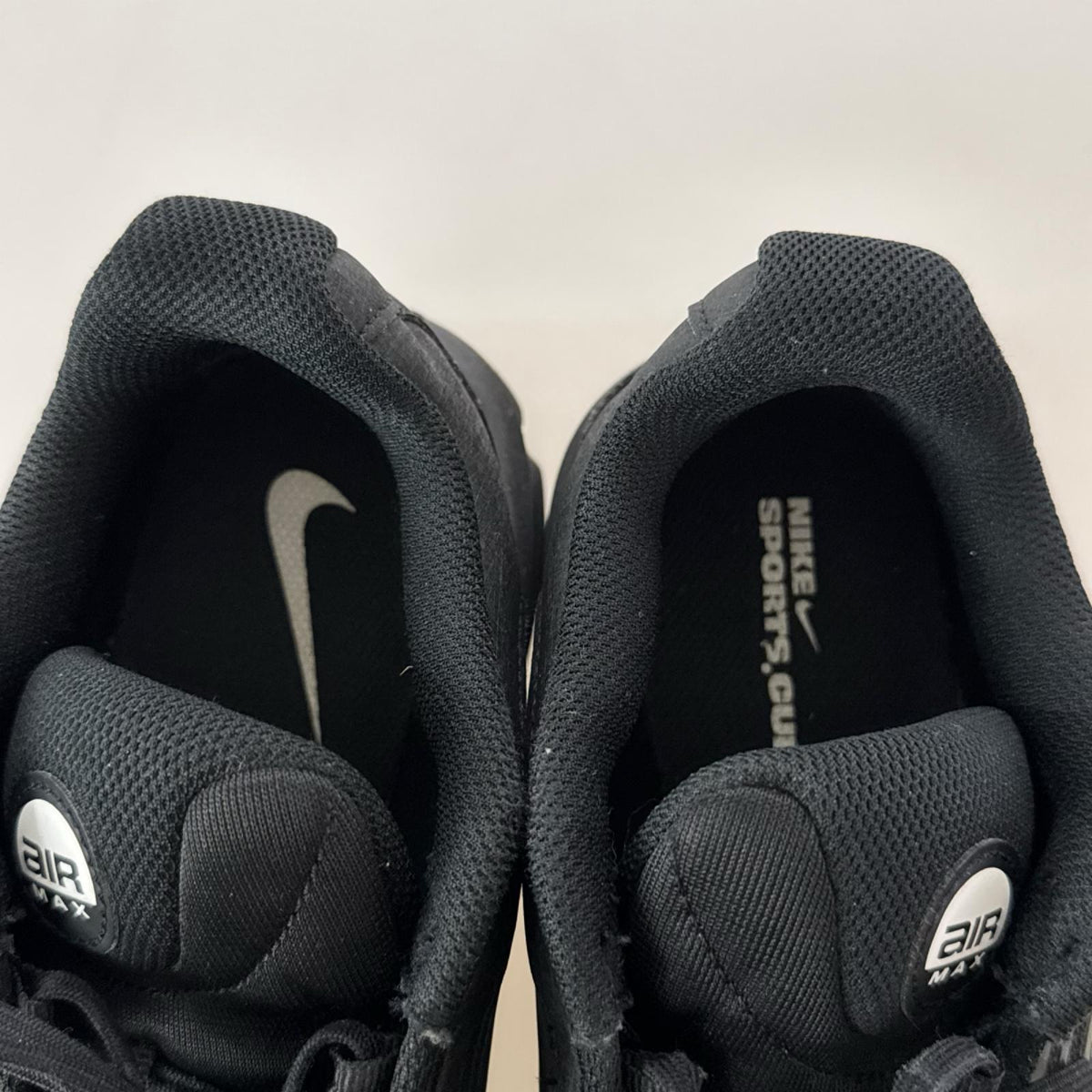スニーカー AIR MAX FIRE 26.5cm 26.5cm (US8 1/2 UK8 EU43) ブラック