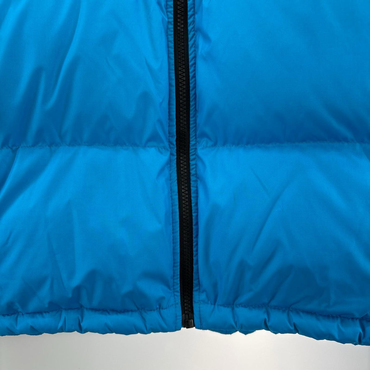 ダウンジャケット NUPTSE SHORT JACKET/XXL/ブルー/NF0A5GGE
