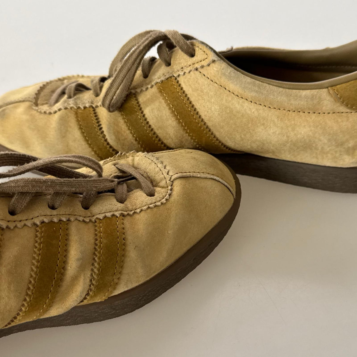 スニーカー TOBACCO (28) GY7396 28cm (US10 UK9 1/2 EU46) ブラウン