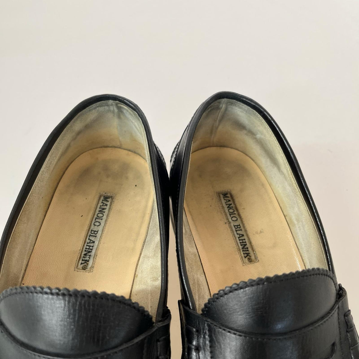 シューズ MANOLO コインローファー 黒 (26.5cm) ブラック