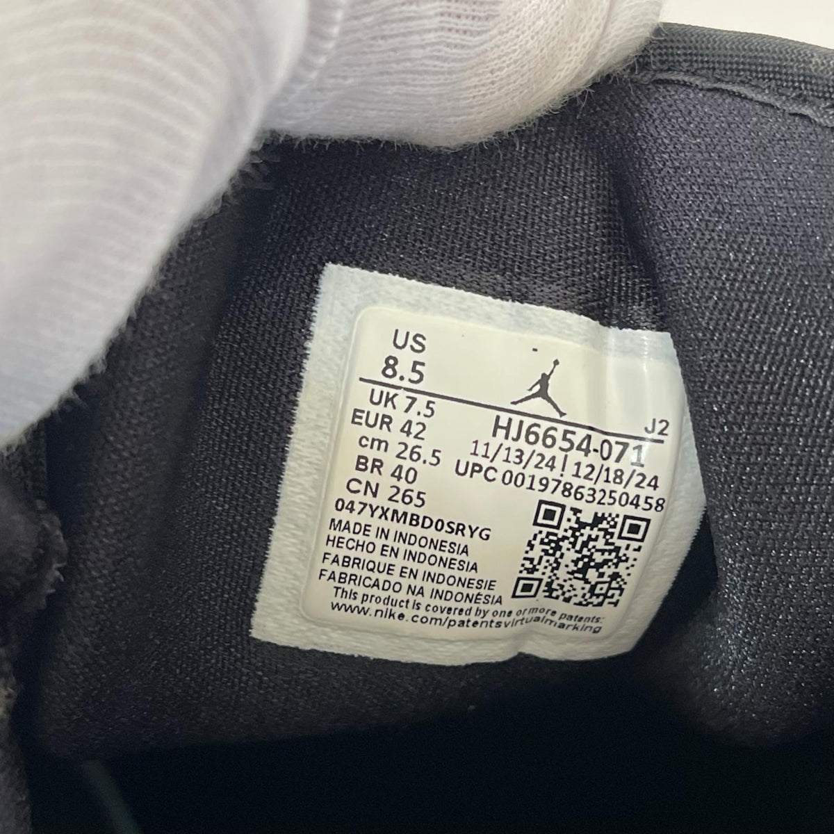 スニーカー Air Jordan 1 Mid SE イエロー (26.5cm) 26.5cm (US8 1/2 UK8 EU43)