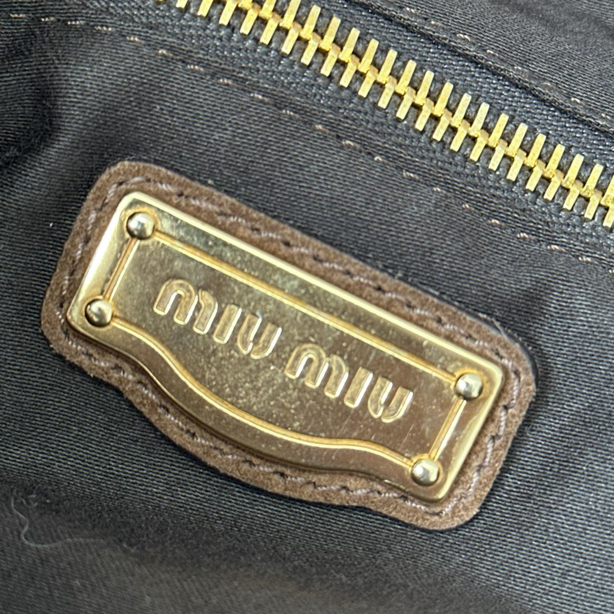 MIUMIU スウェード バッグ