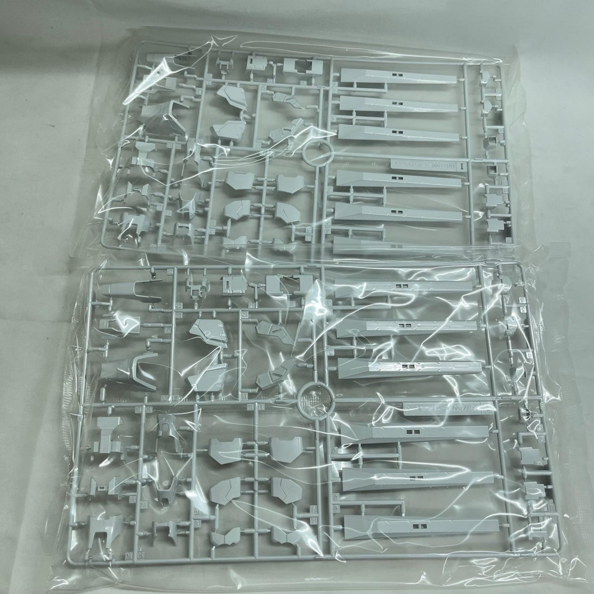 MG RX-93 νガンダム Ver.Ka チタニウムフィニッシュ νガンダム BANDAI ガンプラ