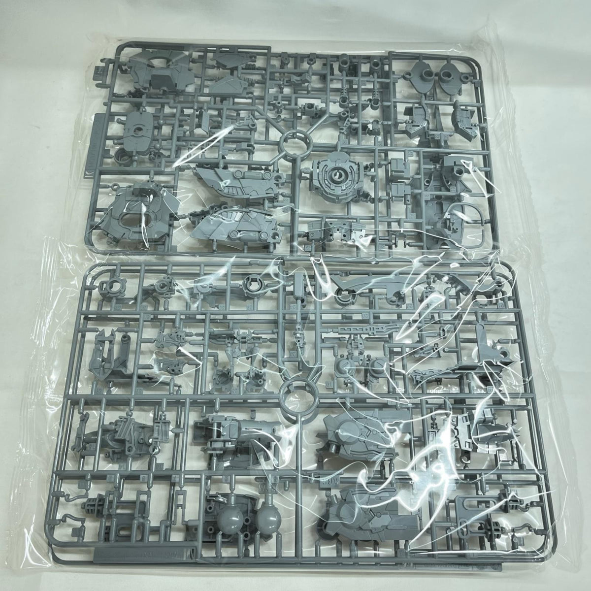 MSN-06S シナンジュ Ver.ka. チタニウムフィニッシュ ユニコーンガンダム BANDAI ガンプラ