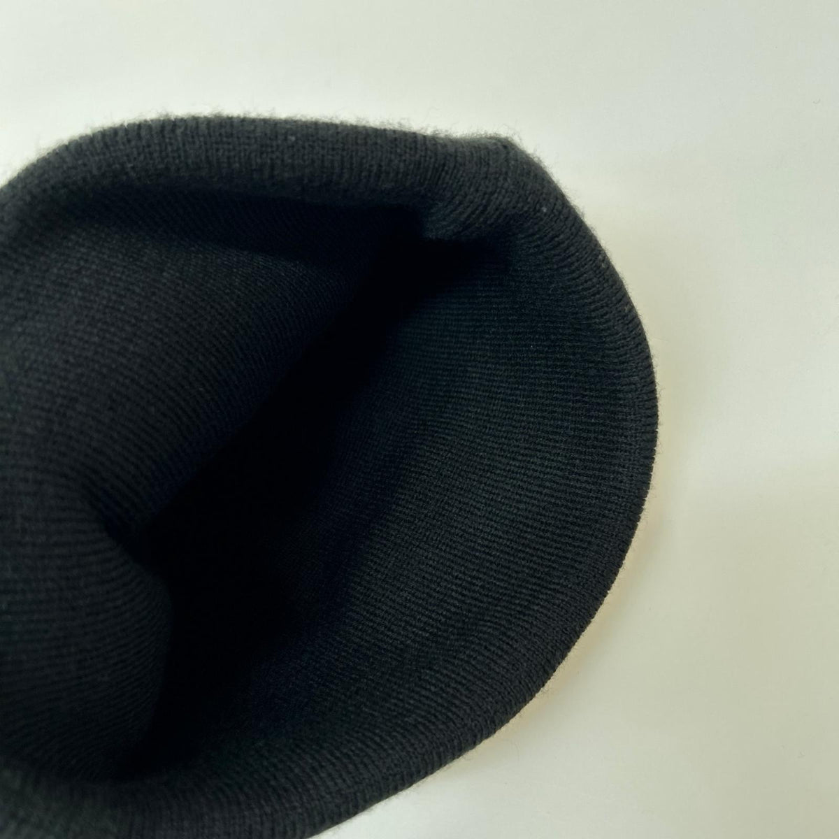 ニットキャップ 21SS ×NEW ERA Swarovski S LOGO Beanie ブラック