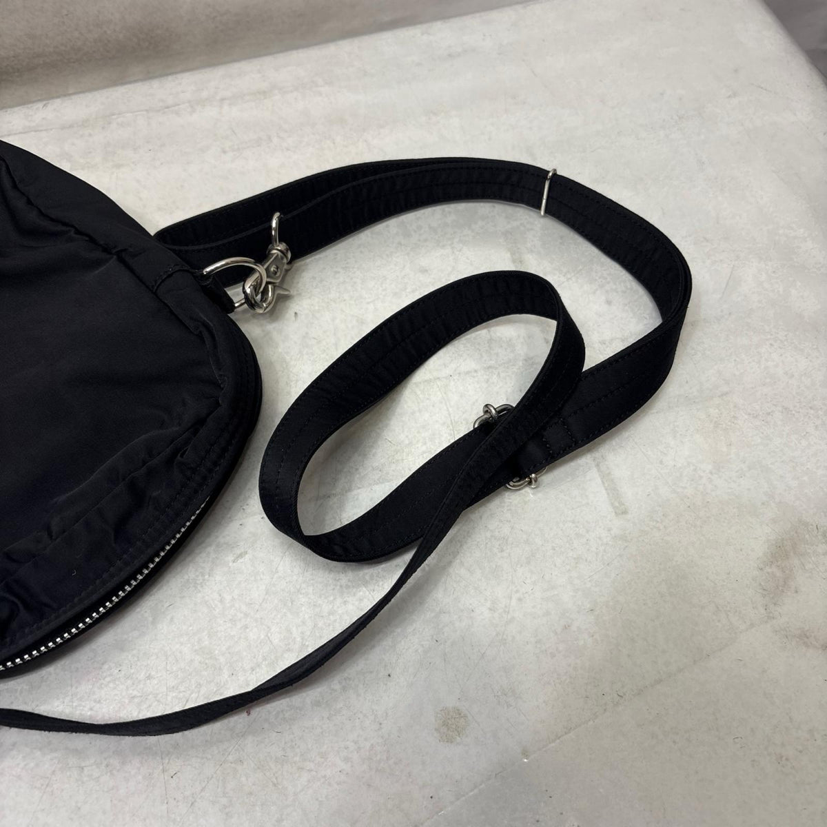 ショルダーバッグ MILE SHOULDER BAG ブラック