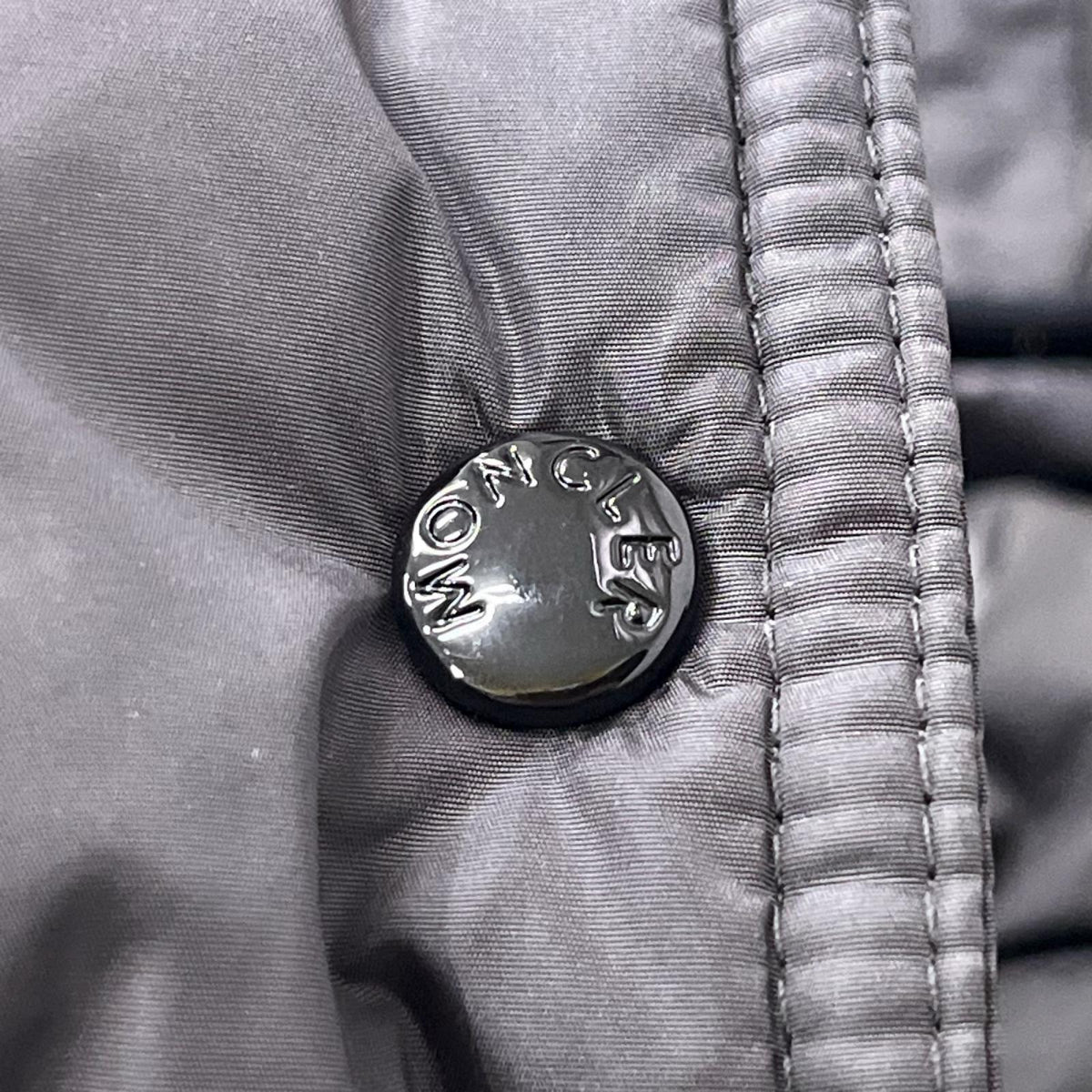 ダウンジャケット MONCLER BOURG GIUBBOTTO キルティングダウンジャケット 1 チャコール 1 ブラック