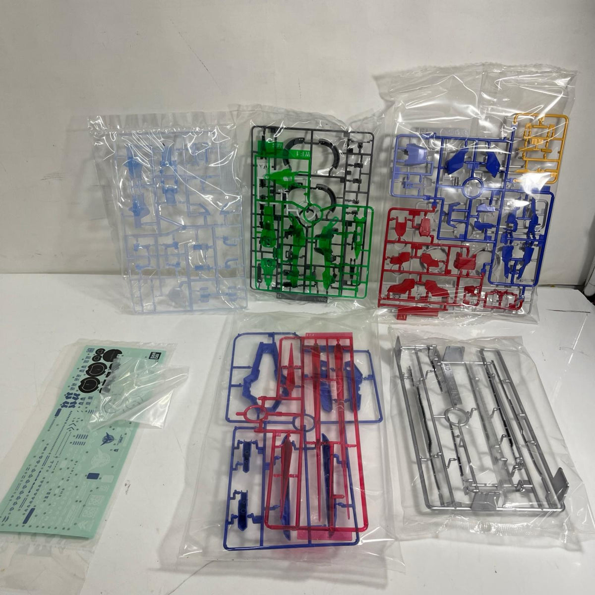 1/60 PG GN-001 ガンダムエクシア LIGHTING MODEL ガンダムエクシア バンダイ ガンプラ